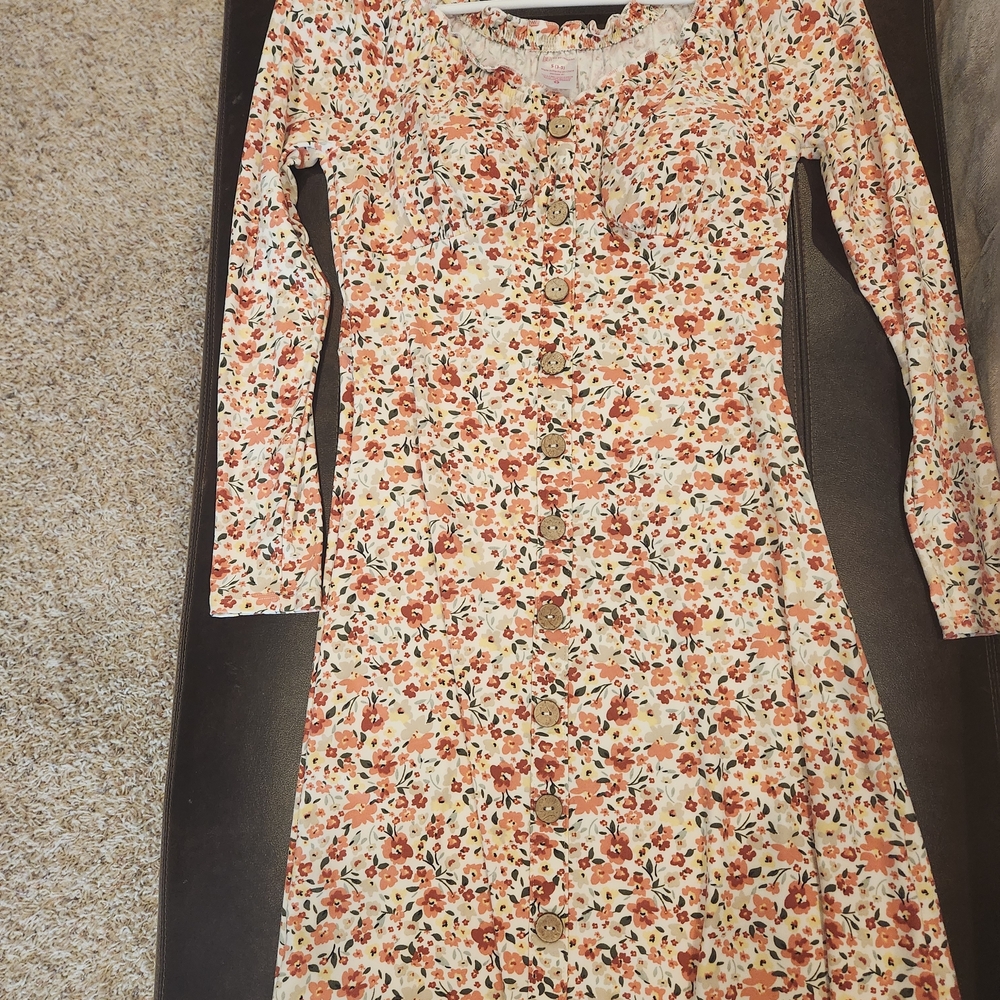 Chic Floral Long Sleeve Dress